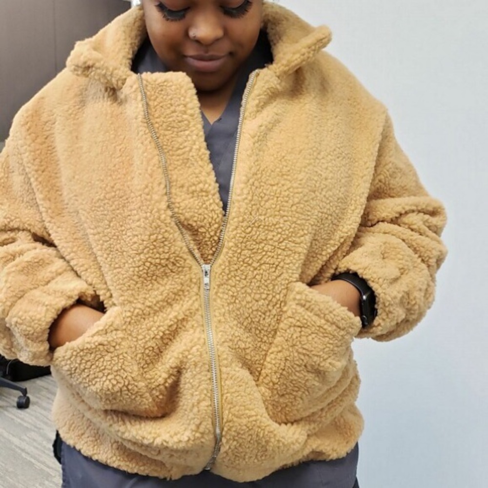 Tan zip up teddy coat with pockets